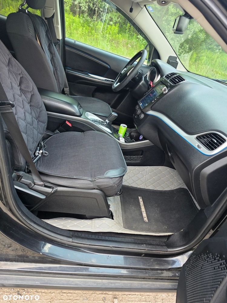 Dodge Journey 2.7 V6 R/T - 20