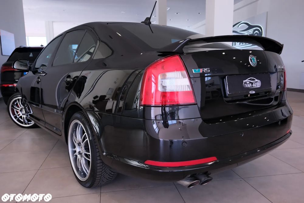 Skoda Octavia 2.0 TFSI RS DSG - 9