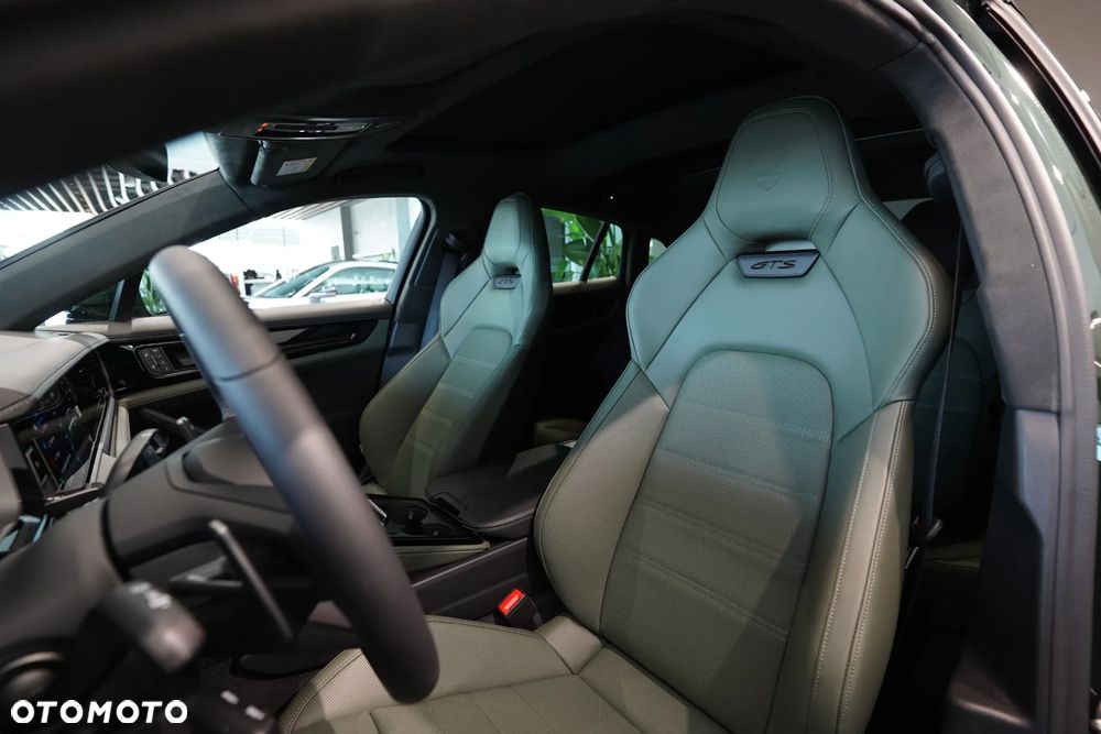 Porsche Panamera GTS - 9