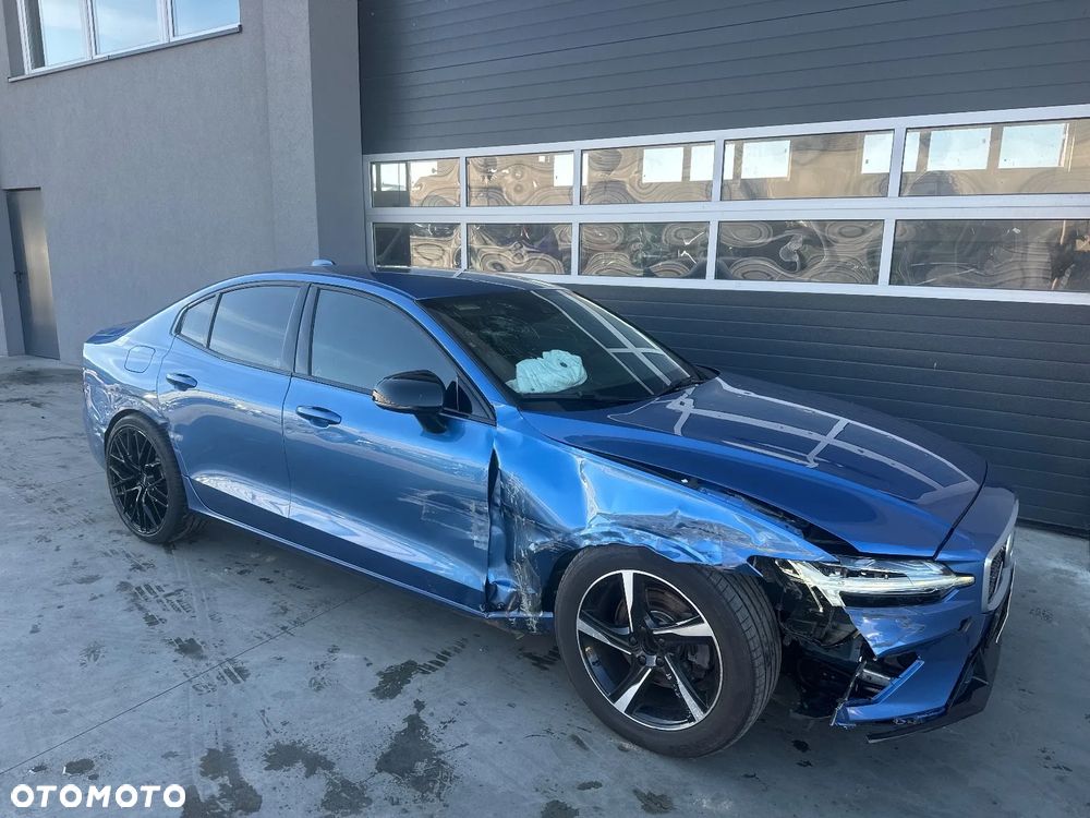 Volvo S60 T4 Momentum Pro - 4