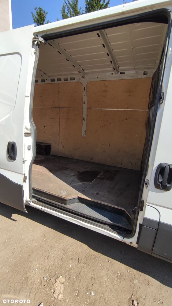 Iveco Daily - 12