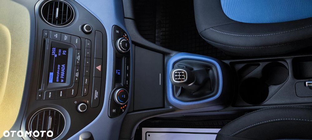 Hyundai i10 1.2 YES!+ - 15