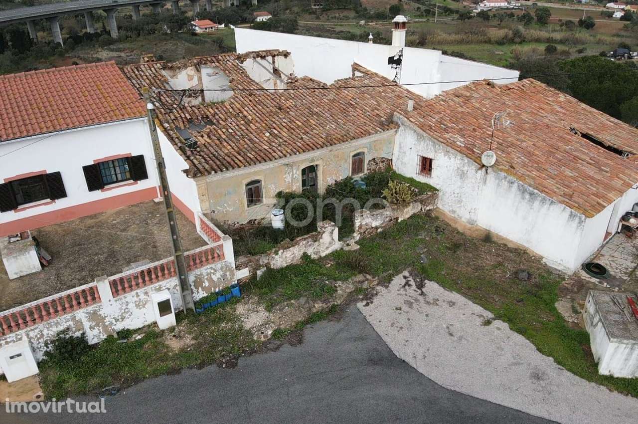 Moradia Geminada com 260m2, em Vale Figueira, S.B. Messines - Grande imagem: 3/16