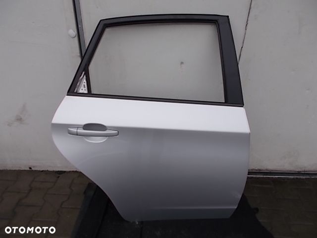SUBARU IMPREZA III GH 07r- HB DRZWI PRAWE TYŁ C3S - 1