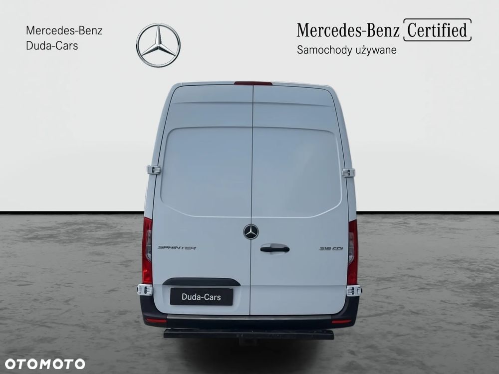 Mercedes-Benz Sprinter - 5