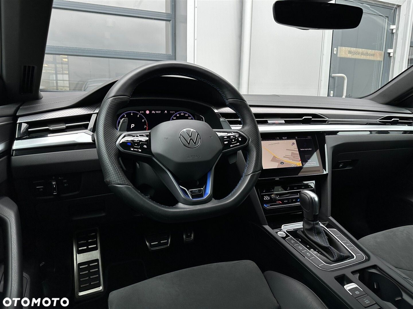 Volkswagen Arteon 2.0 TSI 4Motion R DSG - 11