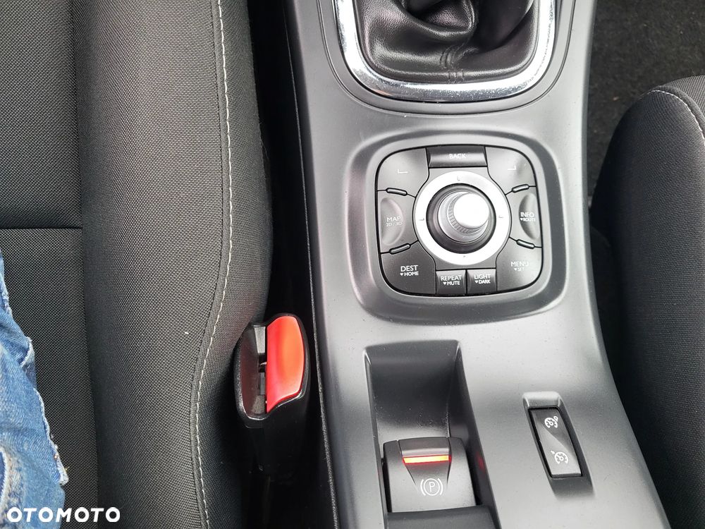 Renault Megane 1.6 16V 100 TomTom Edition - 16