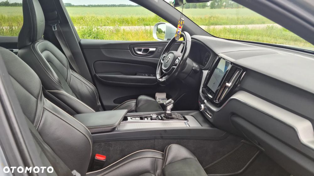 Volvo XC 60 T4 Geartronic RDesign - 15