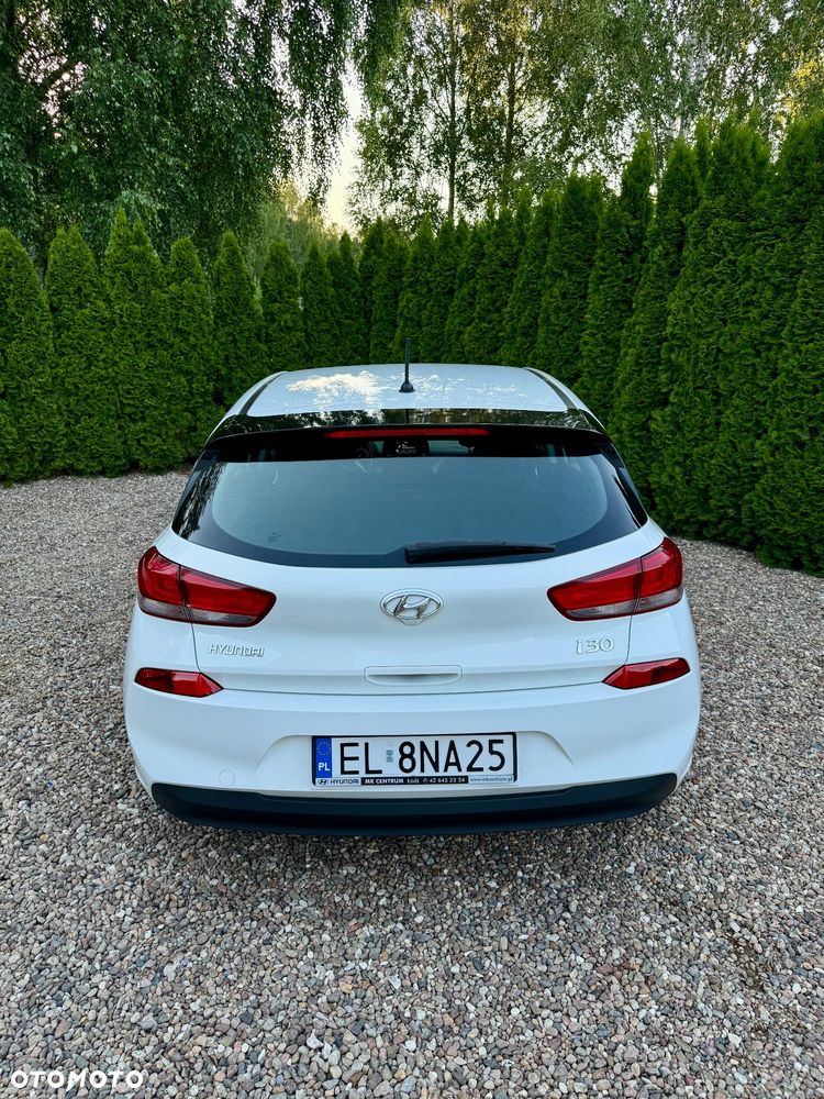 Hyundai i30 1.4 Classic + - 15