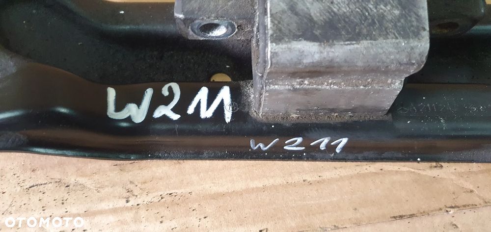Łapa podpora skrzyni biegów Mercedes E-Klasa W211 3.2 CDI A2112421601 - 7