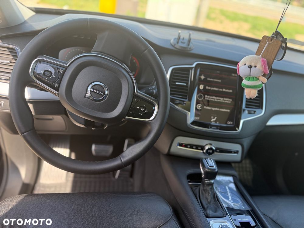 Volvo XC 90 D5 AWD Momentum 7os - 17