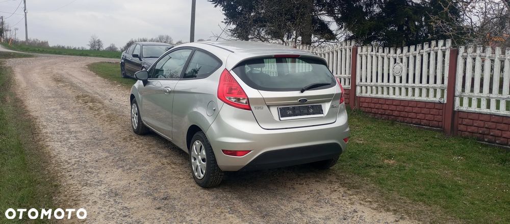 Ford Fiesta 1.25 Champions Edition - 5
