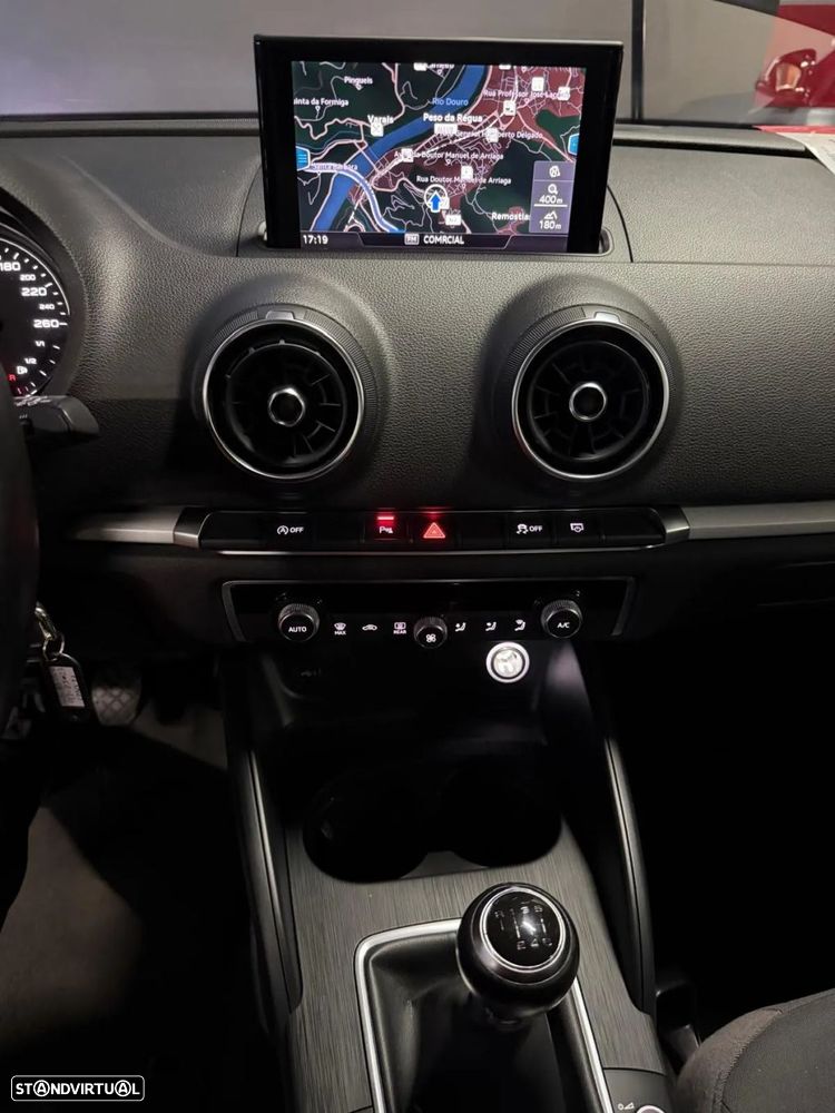 Audi A3 Sportback 30 TDI S-line - 3