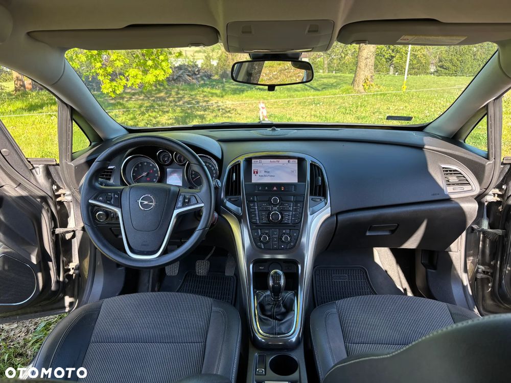 Opel Astra 1.4 T Cosmo - 13