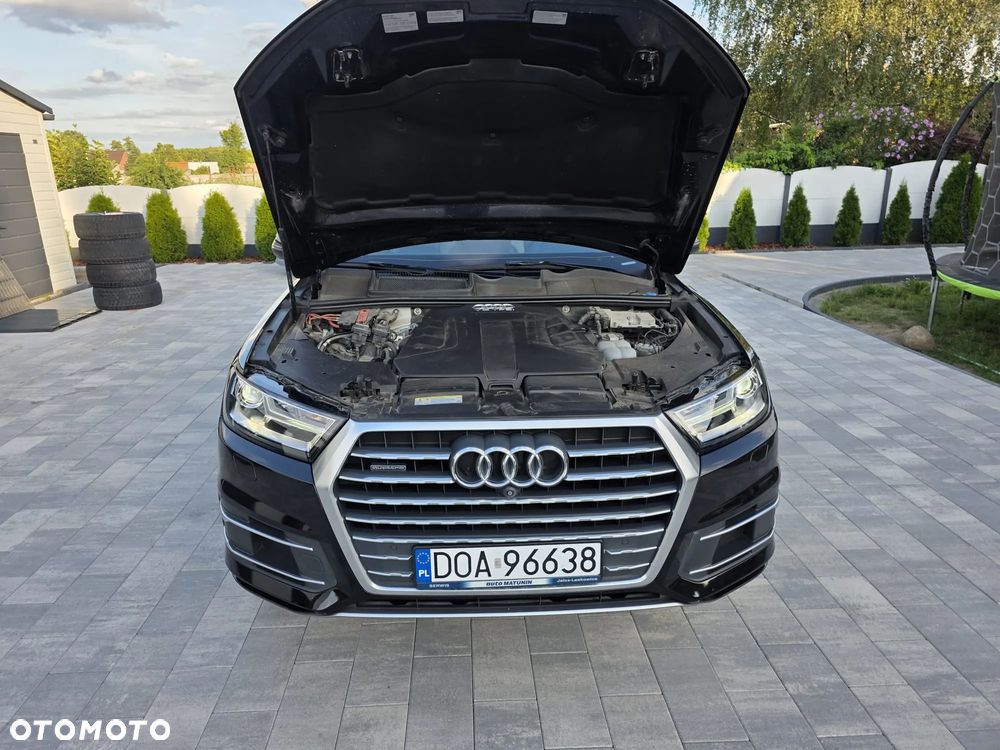 Audi Q7 - 10