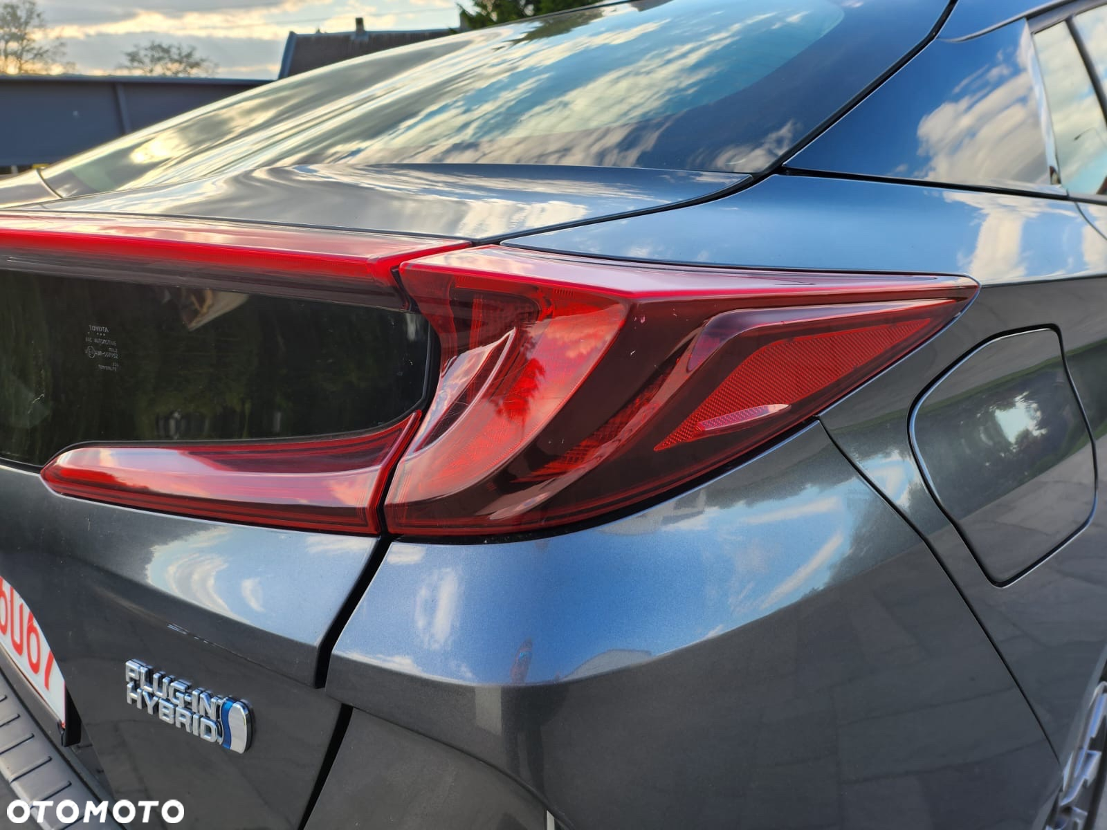Toyota Prius Plug-in 1.8 Hybrid Prestige - 23