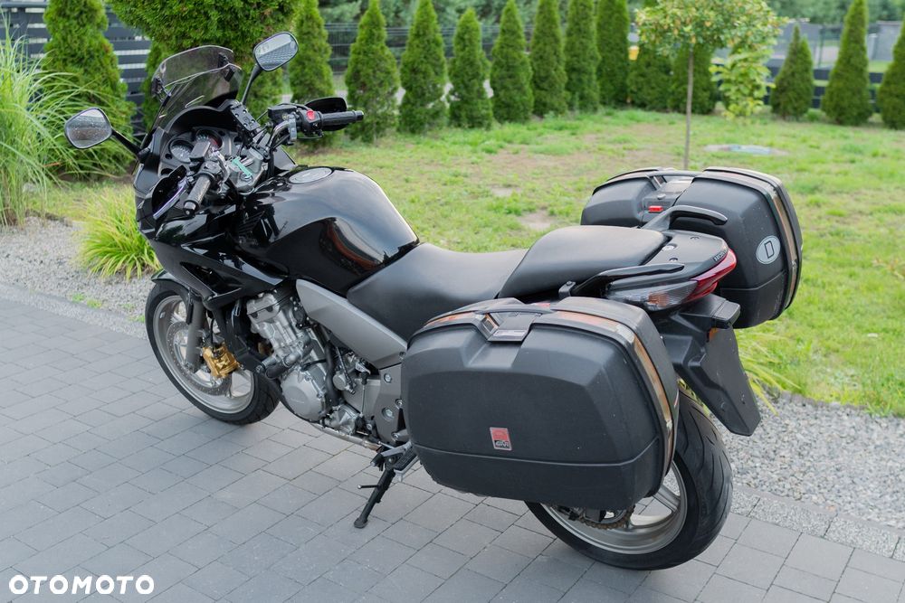 Honda CBF - 8