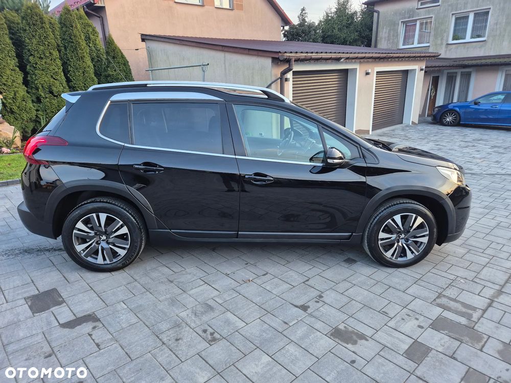Peugeot 2008 PureTech 110 GPF Stop&Start EAT6 Allure - 6