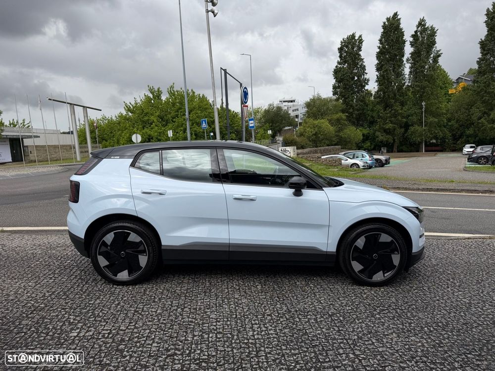 Volvo EX30 69 kWh Single Motor Extended Range Plus - 14
