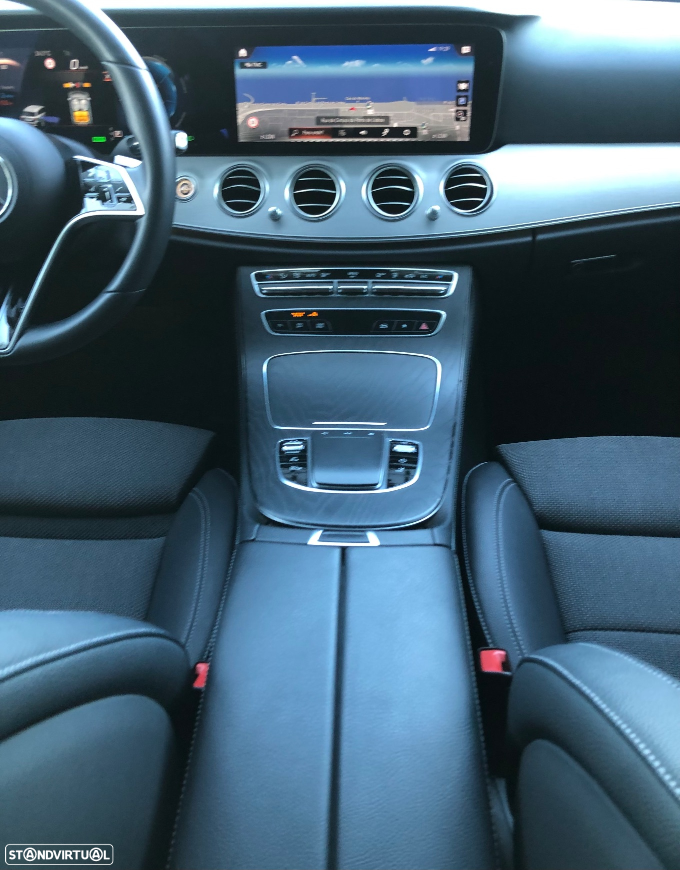 Mercedes-Benz E 300 de Avantgarde - 38