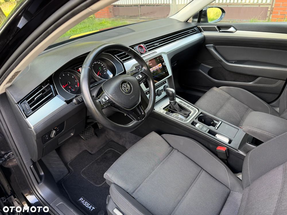 Volkswagen Passat Variant 1.4 TSI BMT ACT Trendline DSG - 15