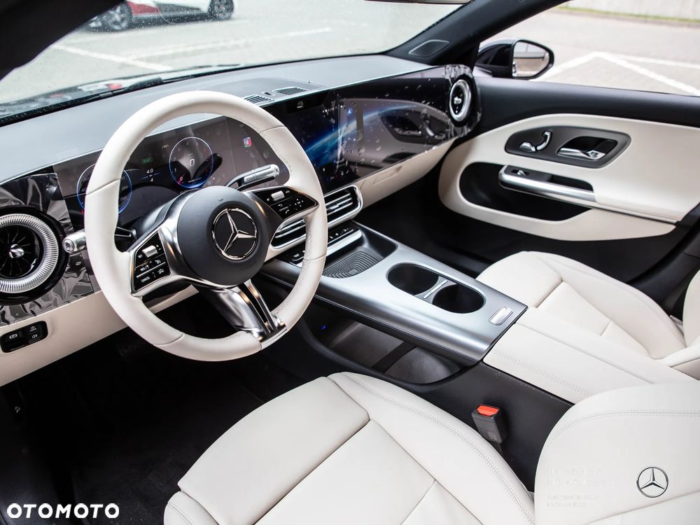 Mercedes-Benz CLA 200 mHEV 8G-DCT - 8