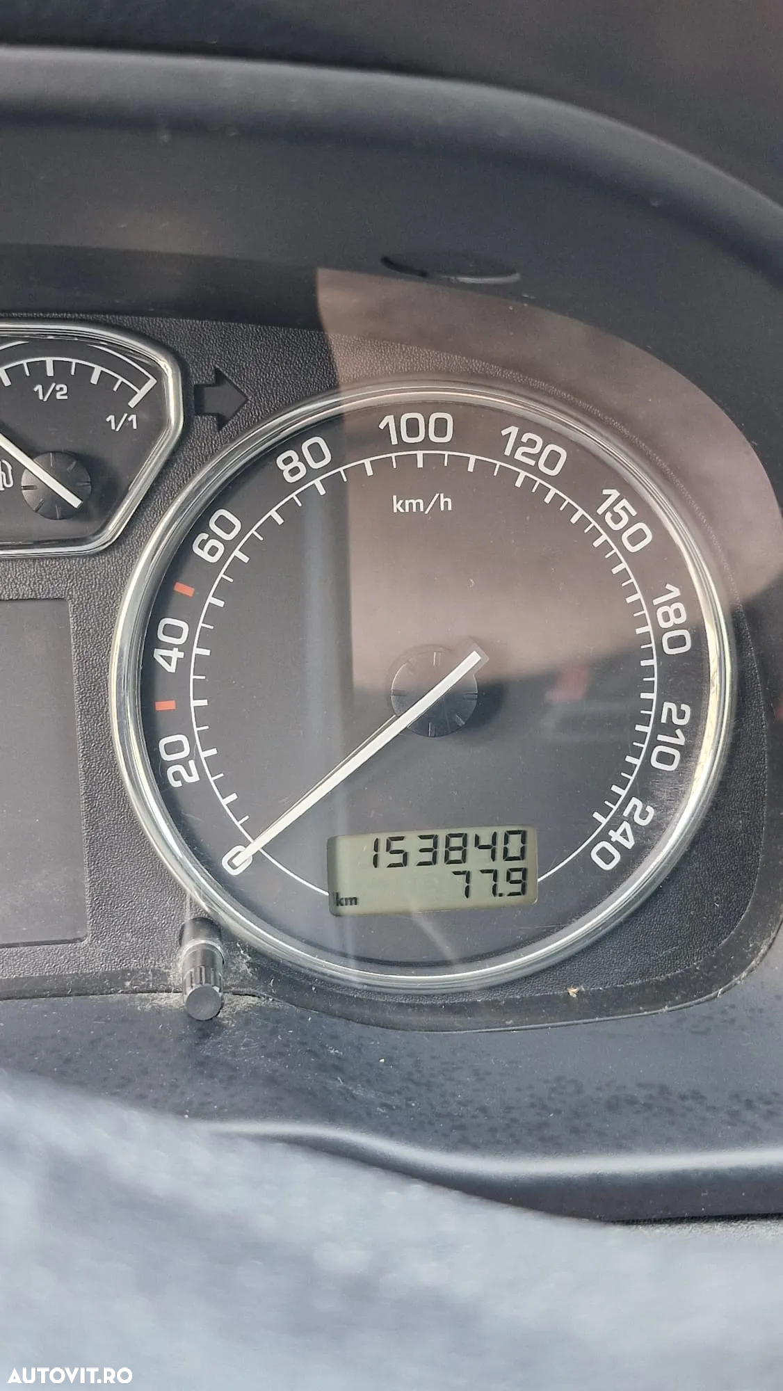 Skoda Octavia Tour 1.6 - 4