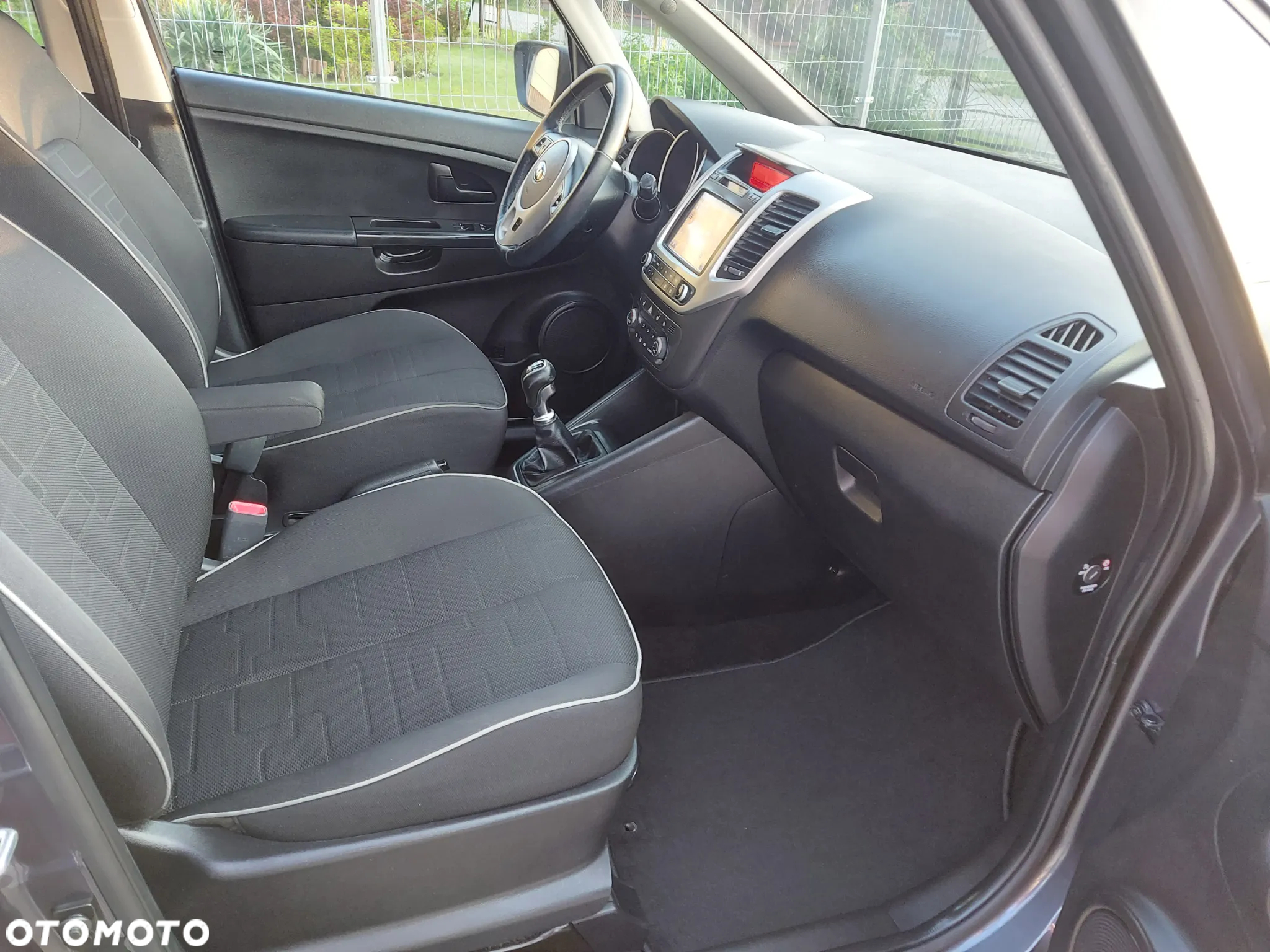 Kia Venga 1.6 CRDi 128 Edition 7 - 12