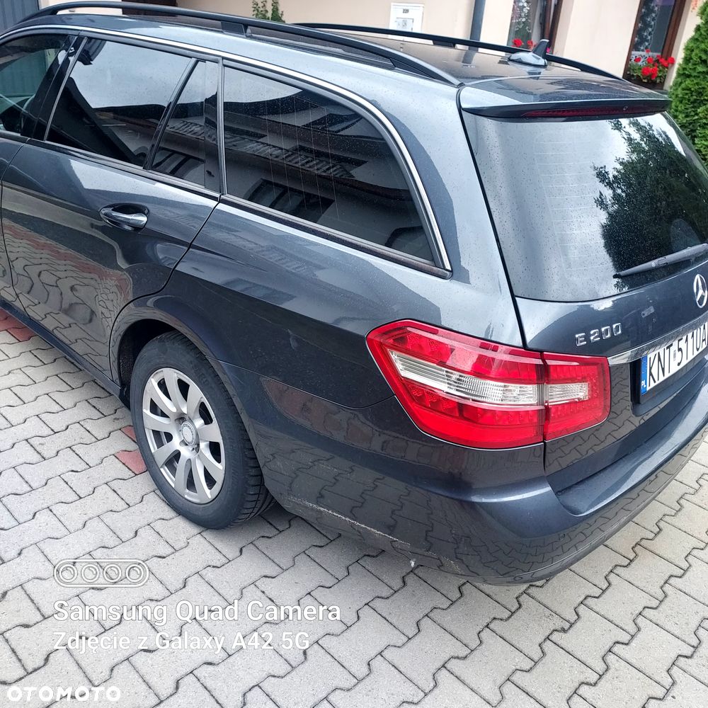 Mercedes-Benz Klasa E 200 T CDI DPF BlueEFFICIENCY - 14