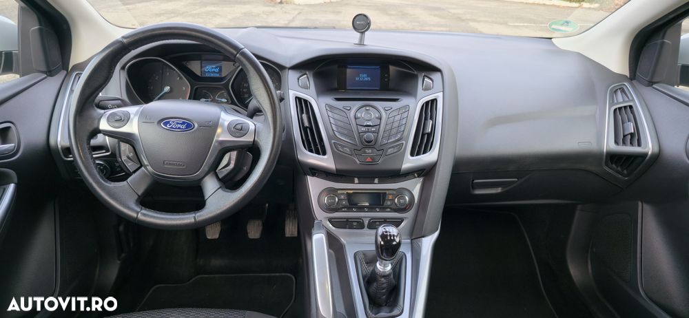 Ford Focus 1.6 TDCI DPF Titanium - 2