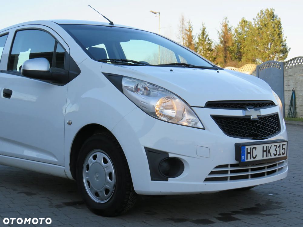 Chevrolet Spark 1.0 + - 7