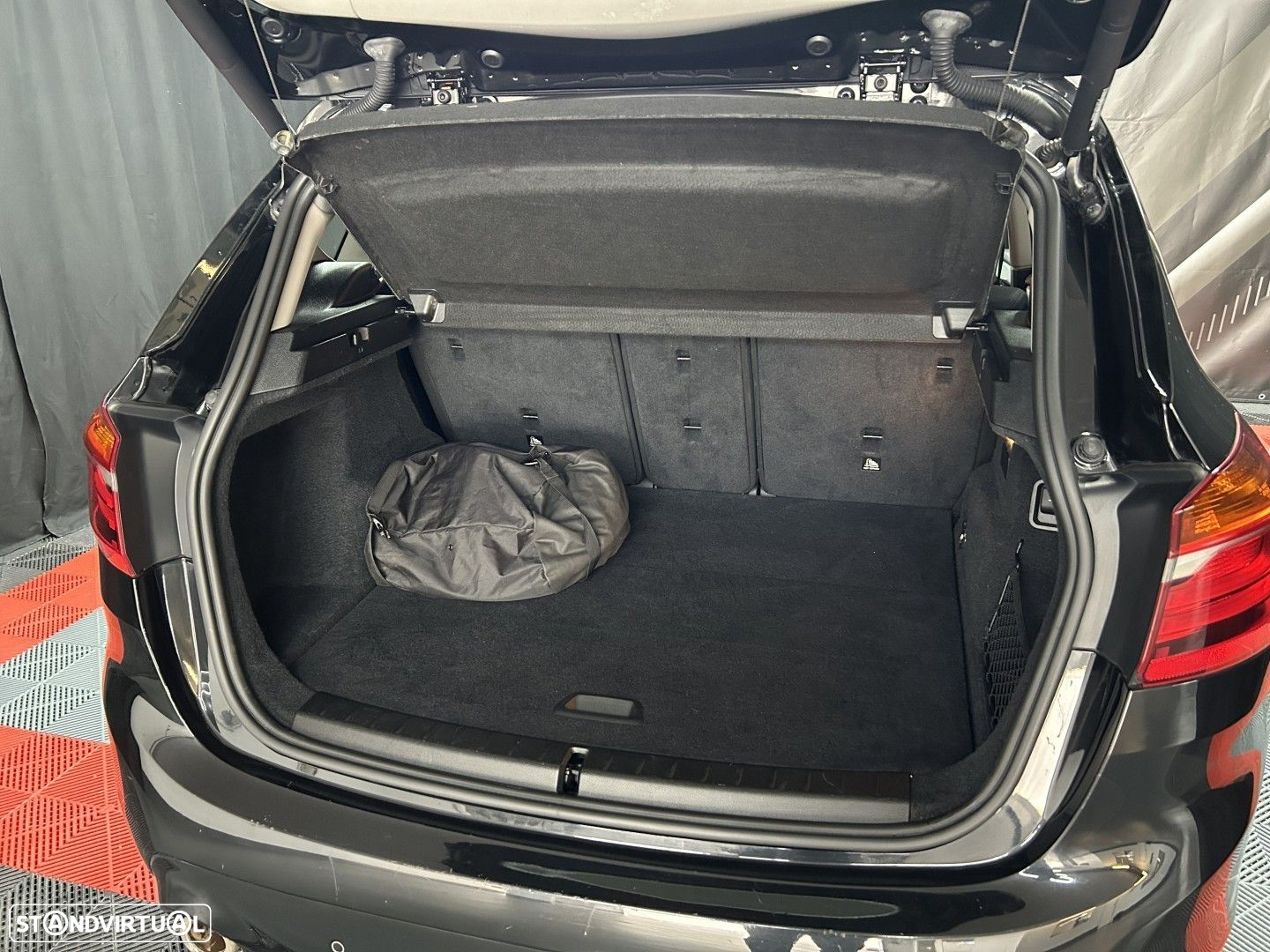 BMW 225xe Active Tourer Advantage - 7
