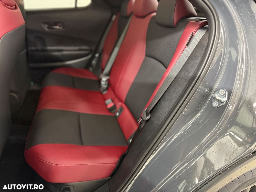 Toyota C-HR 2.0 HEV 197 CP 4x2 CVT Luxury - 12