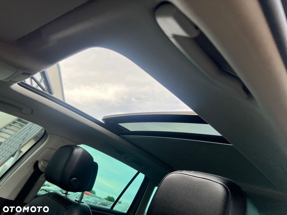 Volkswagen Tiguan - 18