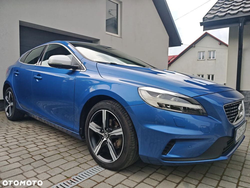 Volvo V40 D2 Drive-E SCR R-Design Momentum - 6