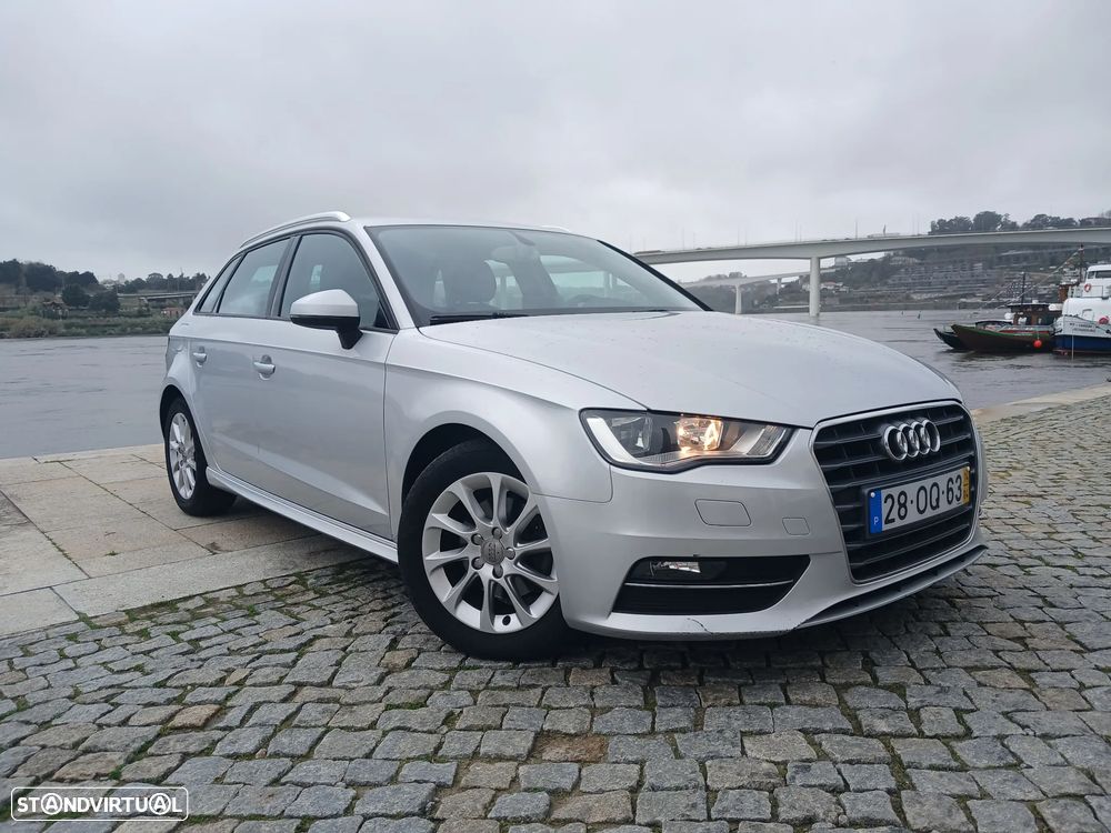 Audi A3 Sportback 1.6 TDI Attraction - 27