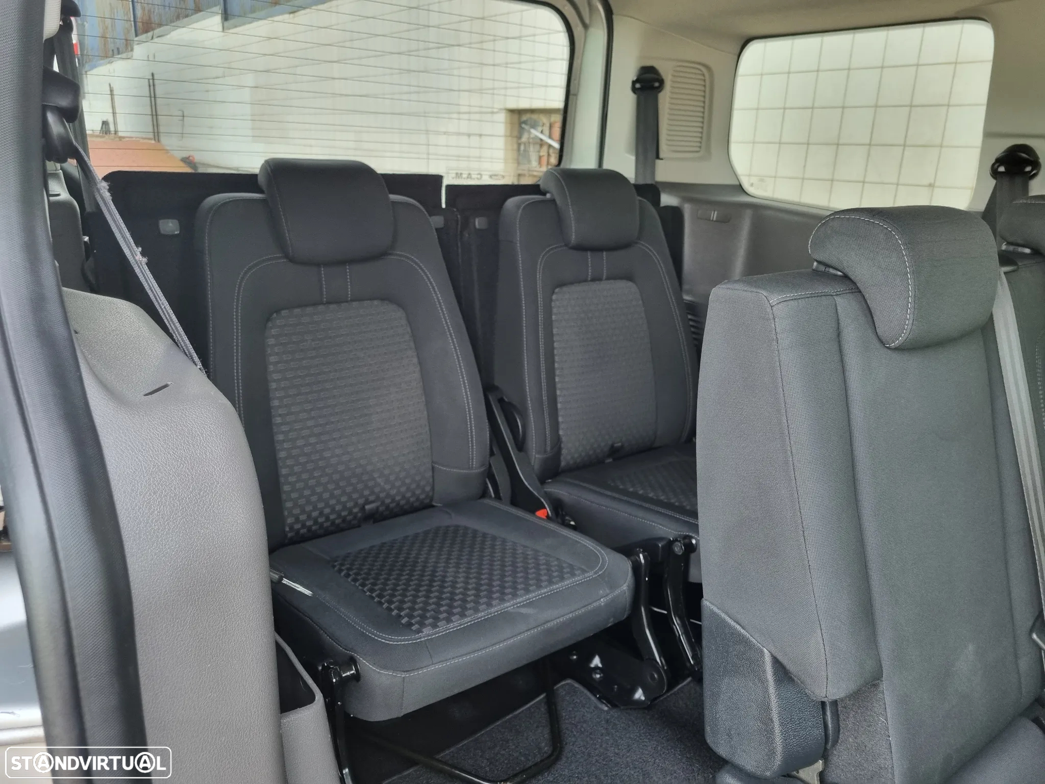 Ford Tourneo Connect Grand 1.5 TDCi Active - 12