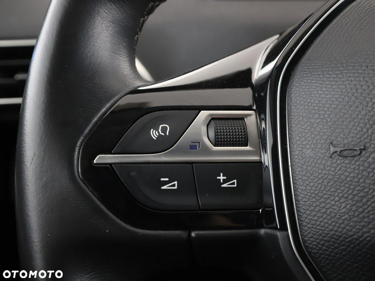 Peugeot 3008 1.2 PureTech Allure - 32