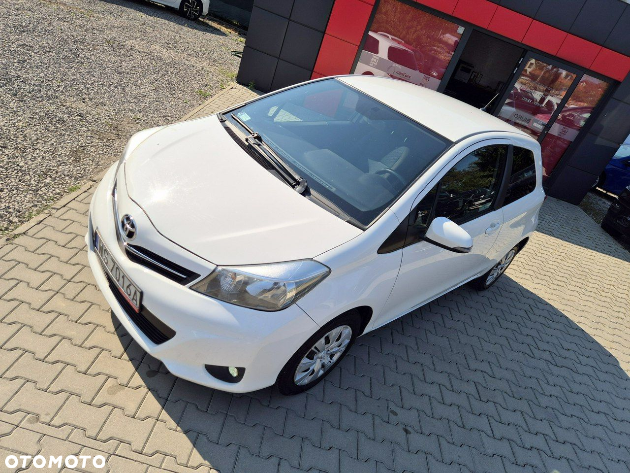 Toyota Yaris 1.0 Active - 2