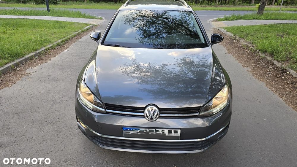 Volkswagen Golf - 5