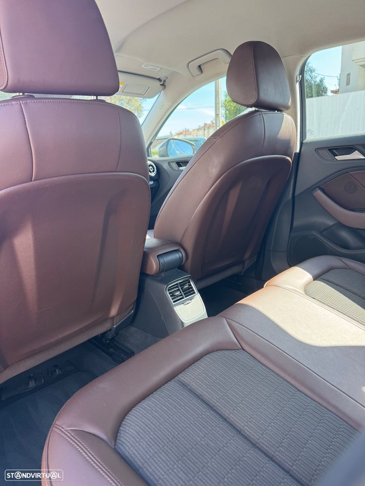 Audi A3 Sportback - 11
