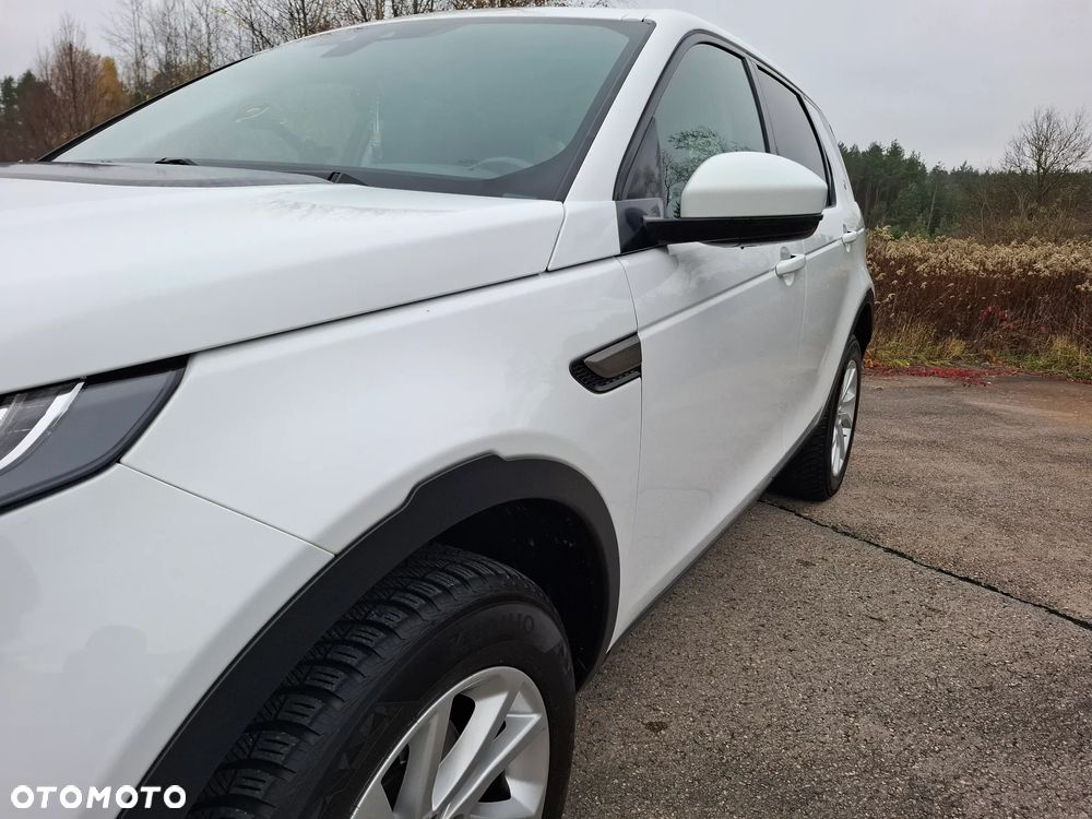 Land Rover Discovery Sport - 12