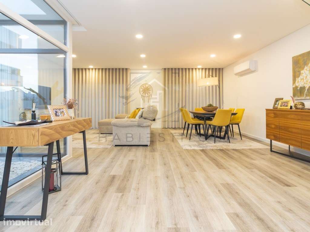 Moradia T3 Exclusiva | Rua João Chagas Sesimbra (2970) | Habiestilo - Grande imagem: 4/60