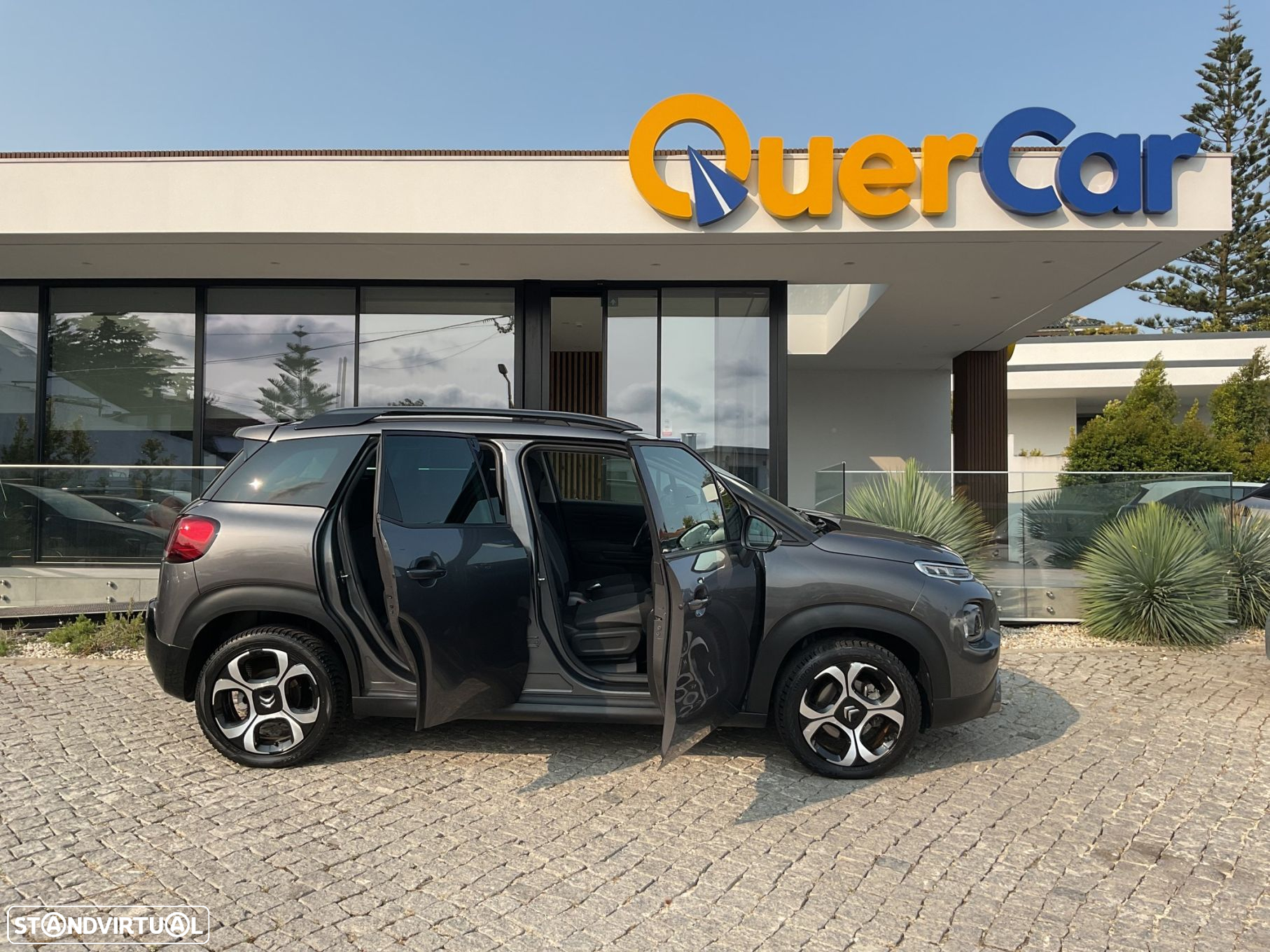 Citroën C3 Aircross 1.2 PureTech Shine EAT6 - 7