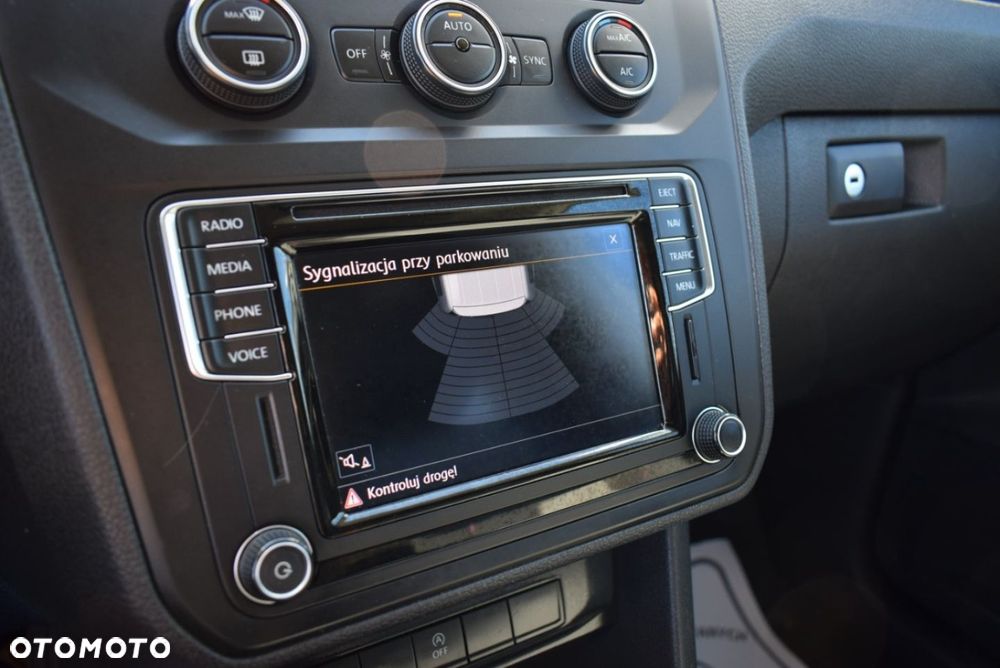 Volkswagen Caddy - 28