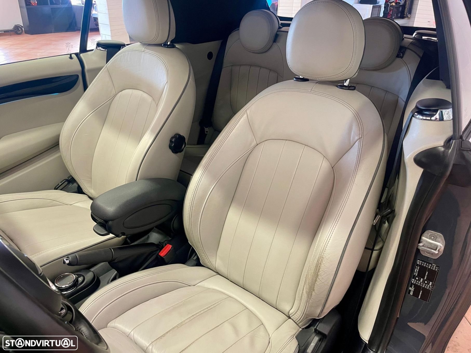 MINI Cabrio John Cooper Works Aut. - 27