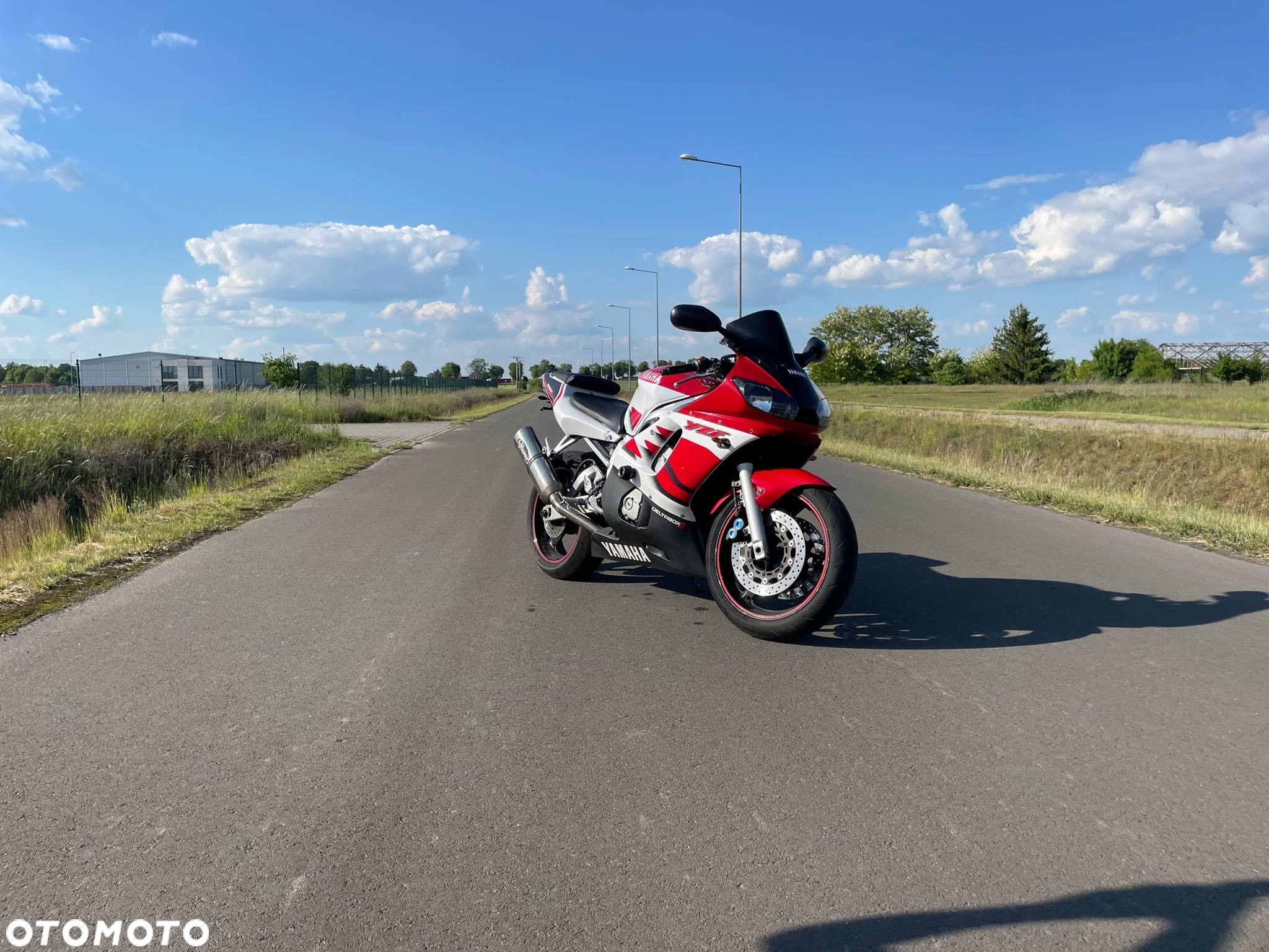 Yamaha R6 - 29