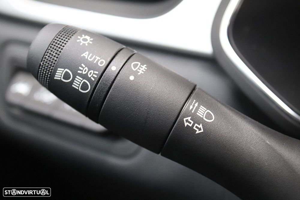 Renault Captur 1.0 TCe Techno Bi-Fuel - 18