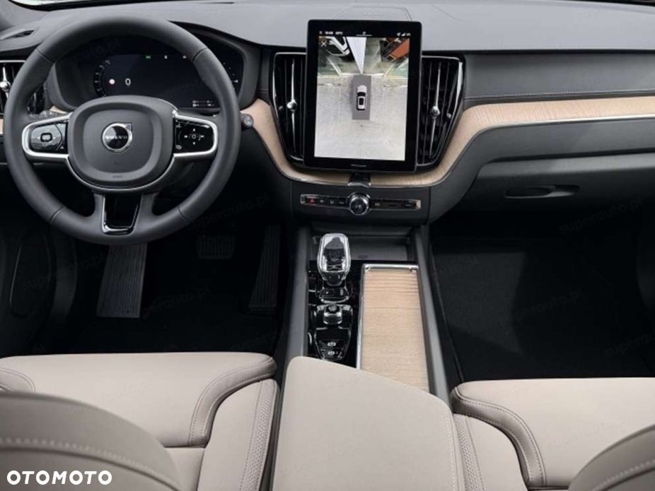 Volvo XC 60 B5 B AWD Ultra Dark - 7