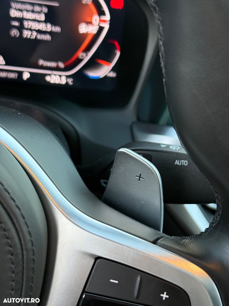 BMW Seria 3 320d Aut. M Sport - 15